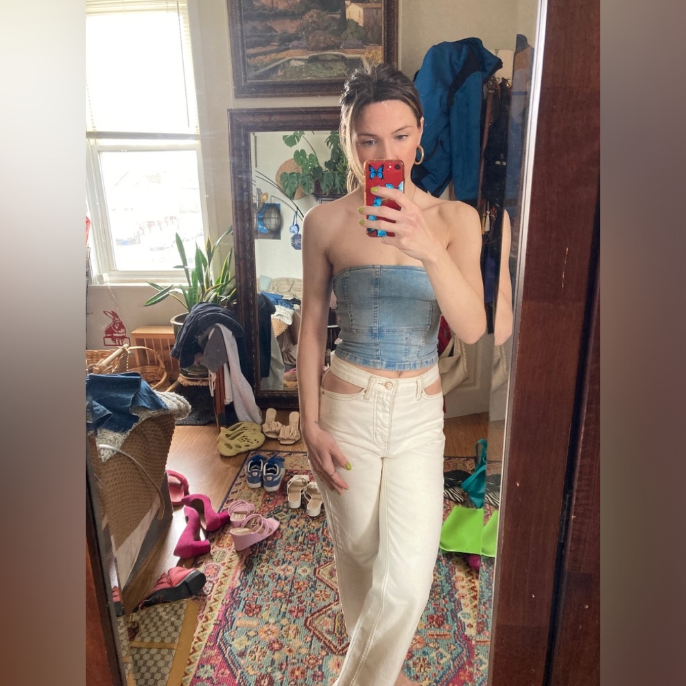 Amazing unique ivory waist cutout straight denim jeans